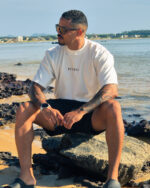 Oversized branca/estampa preta Resgate - Imagem 2