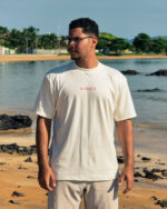 Oversized branca/estampa vermelha Resgate